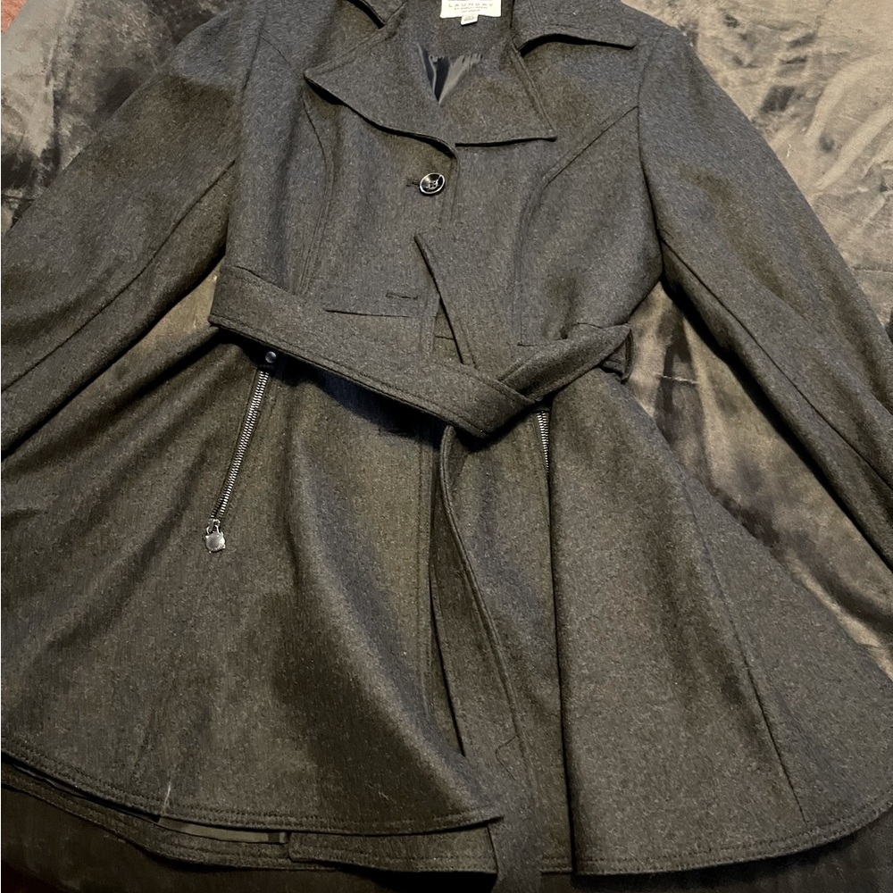 Landry Brand New Elegant Gray Women's Coat